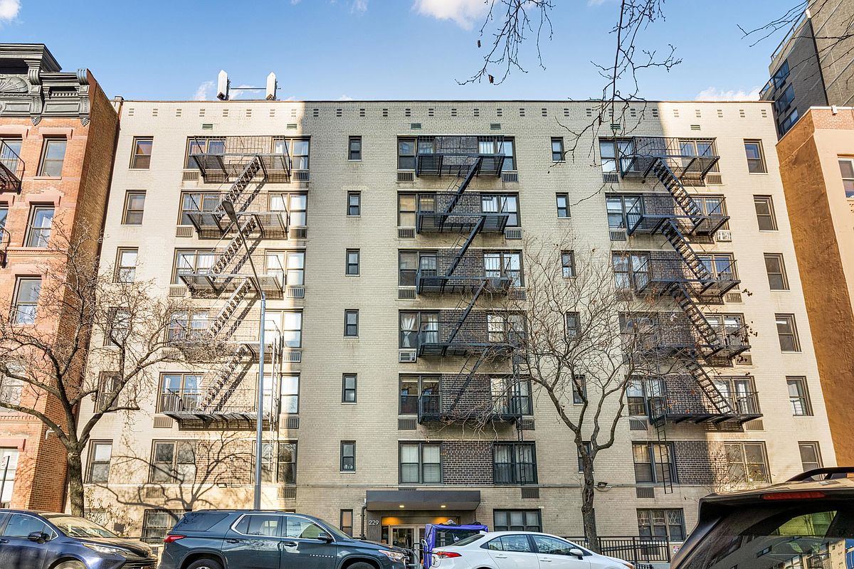 229 East 28th Street Kips Bay New York NY 10016