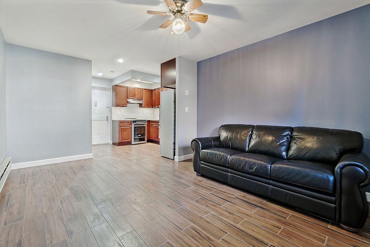 31-23 Crescent Street 1-D Astoria Queens NY 11106