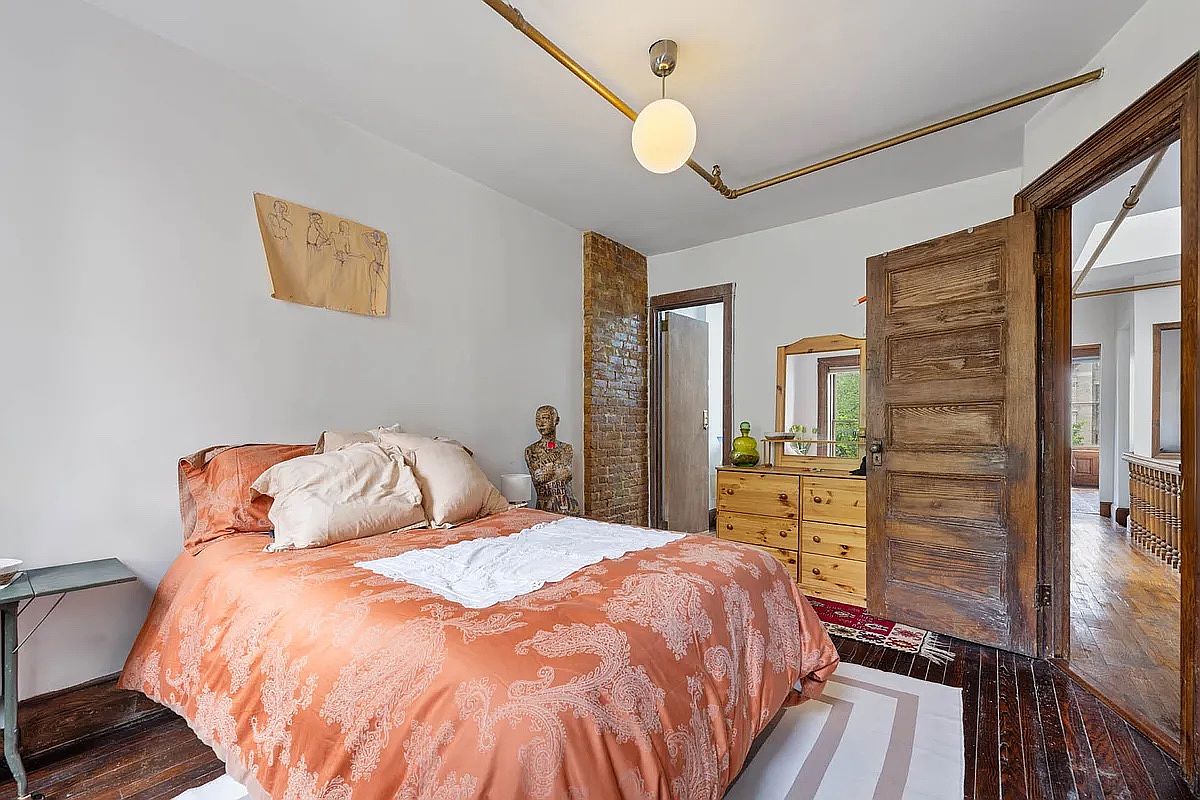 549 West 187th Street Washington Heights New York NY 10033