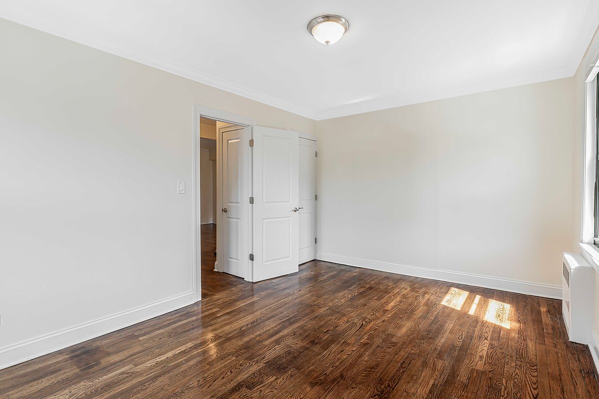 4489 Broadway 7-B Washington Heights New York NY 10040