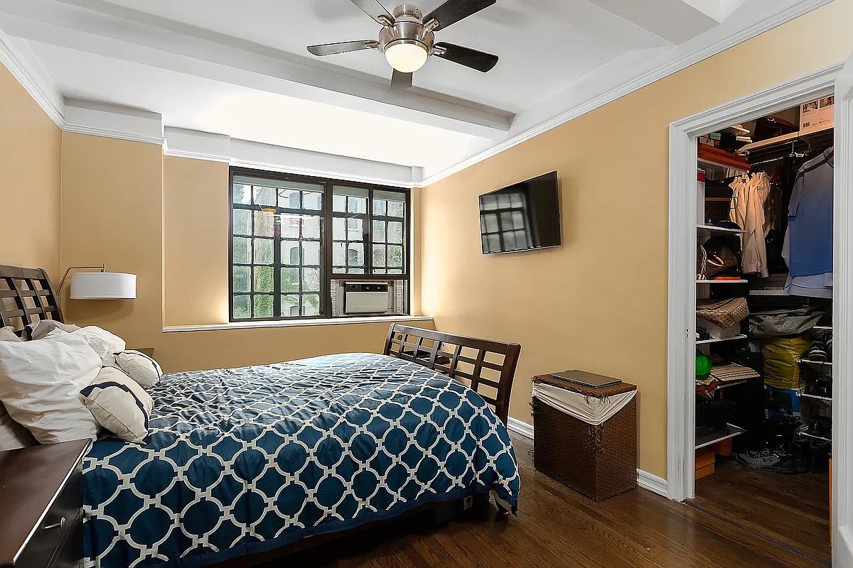 211 East 35th Street Murray Hill New York NY 10016