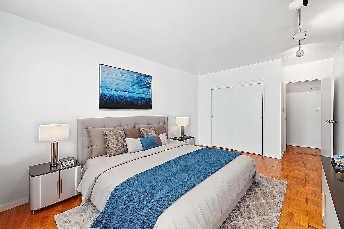 30 West 60th Street 10-S Lincoln Square New York NY 10023