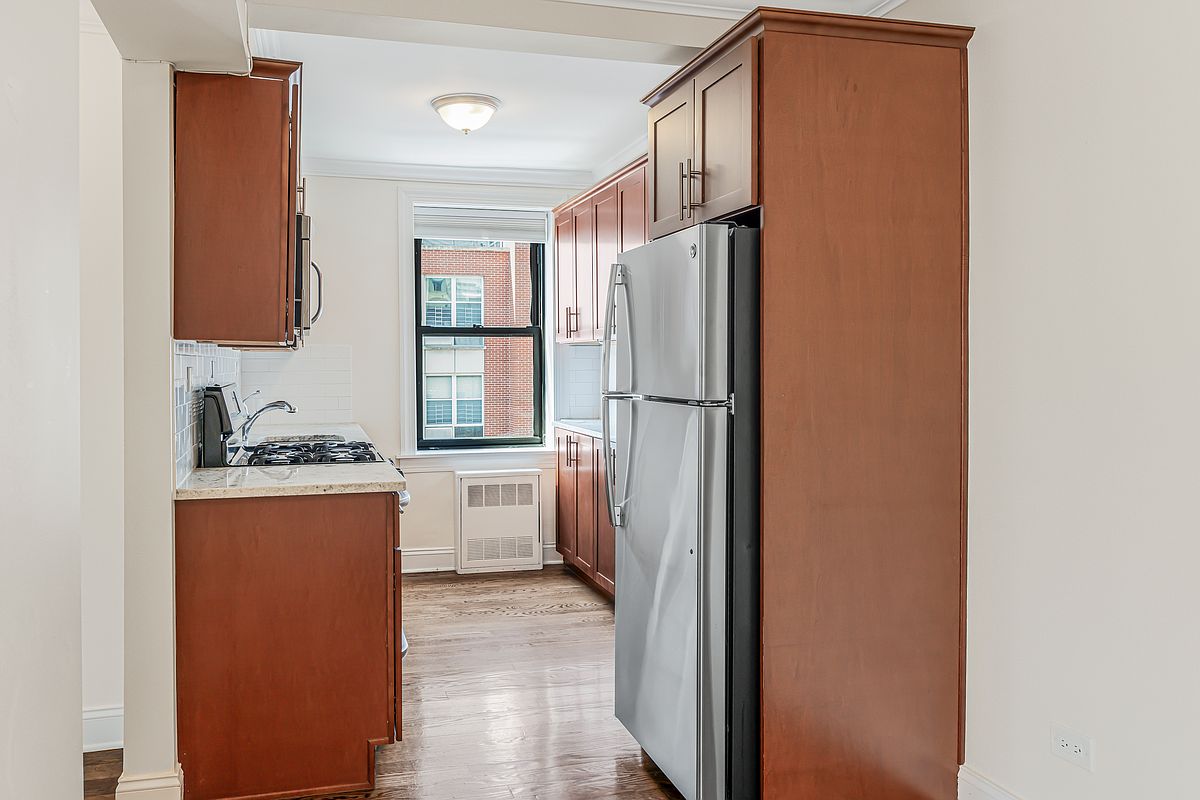 4489 Broadway 7-B Washington Heights New York NY 10040