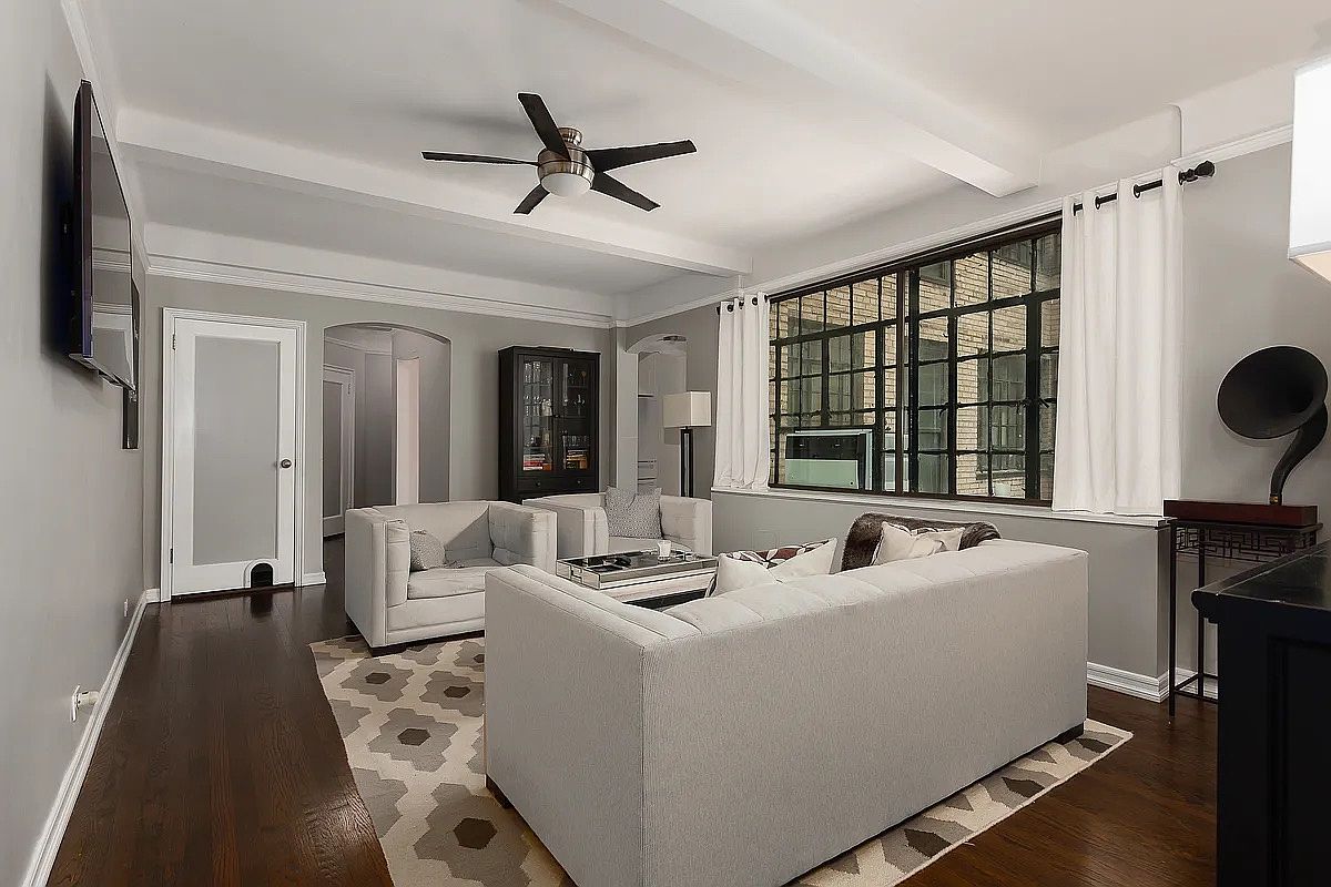 211 East 35th Street Murray Hill New York NY 10016