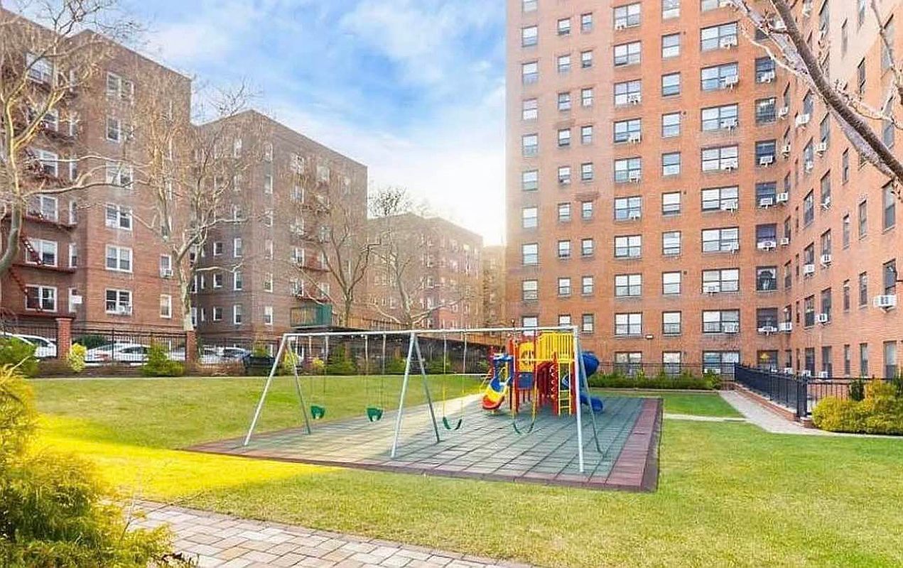 99-05 63rd Drive 9-AA Forest Hills Queens NY 11374