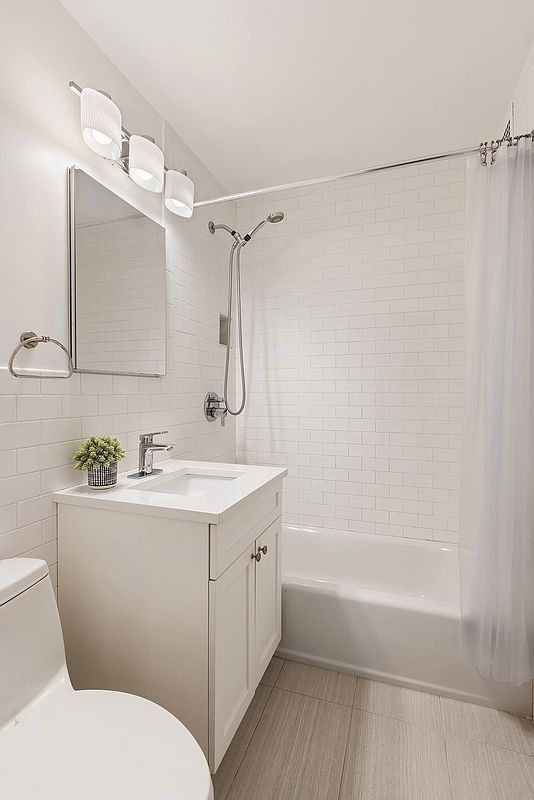 75 Henry Street 5-J Brooklyn Heights Brooklyn NY 11201