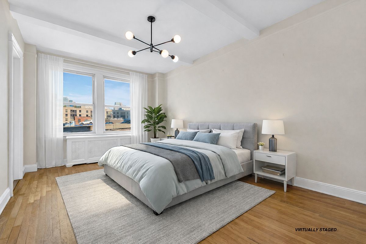 400 East 59th Street 8-F Sutton Place New York NY 10022