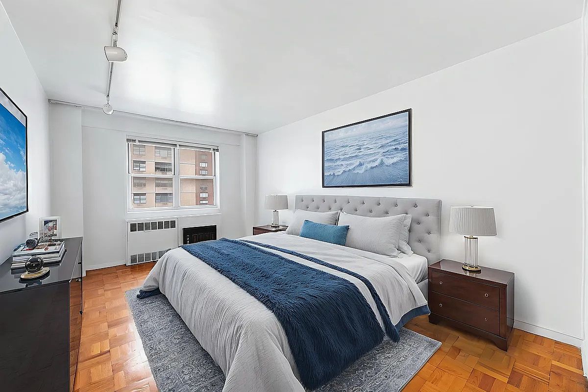 30 West 60th Street 10-S Lincoln Square New York NY 10023