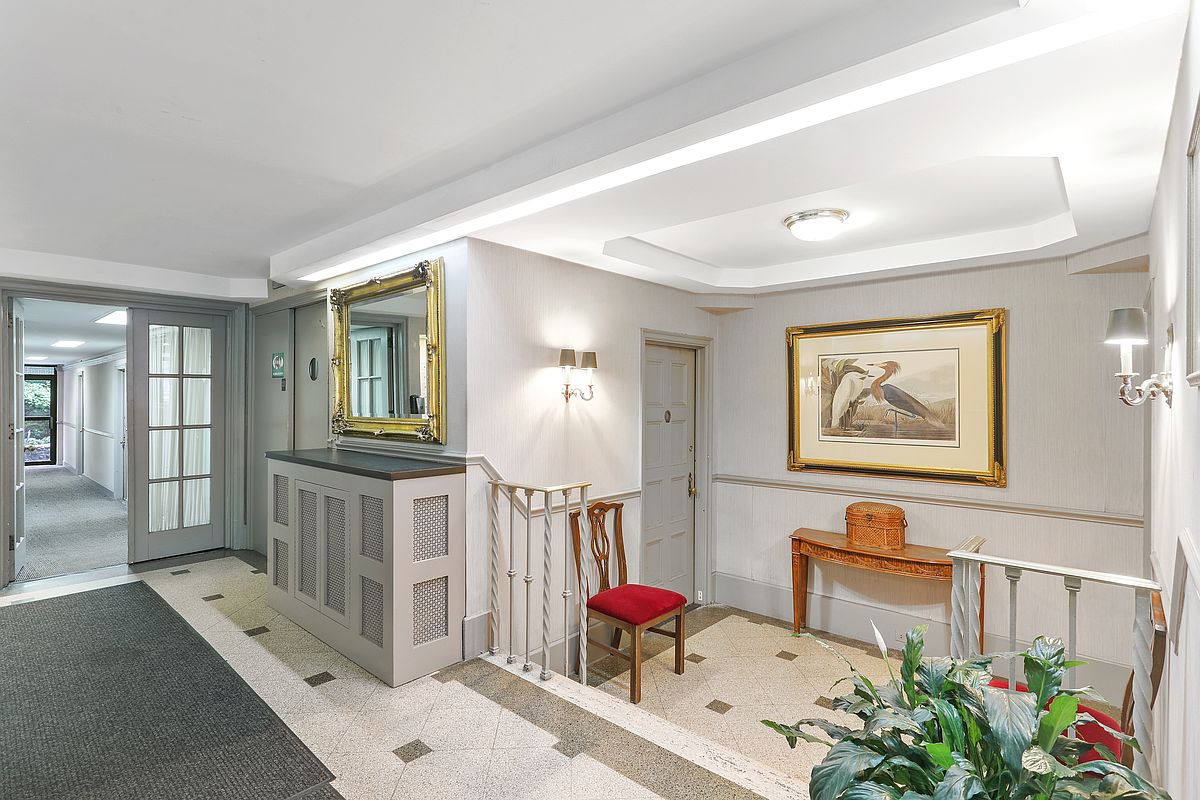 211 East 35th Street Murray Hill New York NY 10016