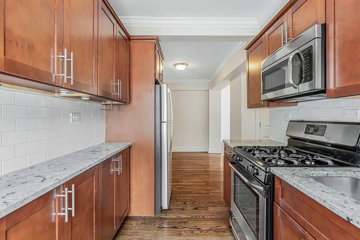 4489 Broadway 7-B Washington Heights New York NY 10040